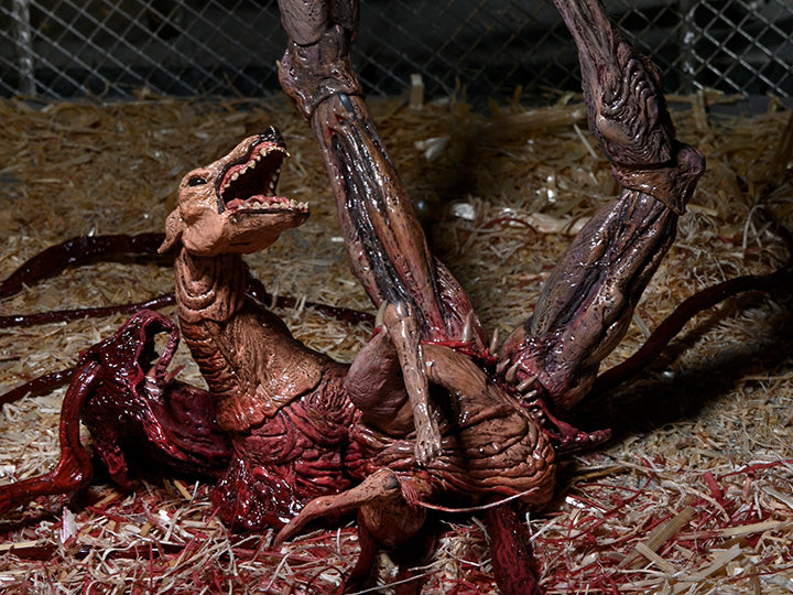 The Thing Ultimate Dog Creature Set Neca