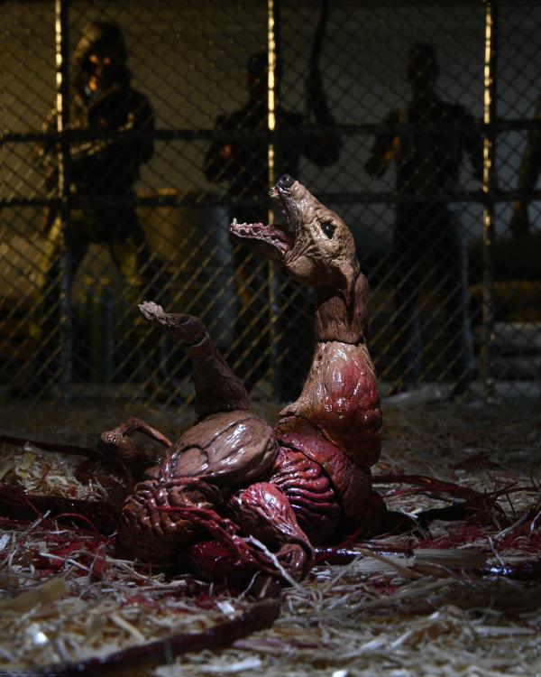 The Thing Ultimate Dog Creature Set Neca