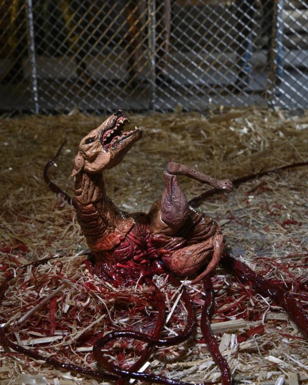 The Thing Ultimate Dog Creature Set Neca