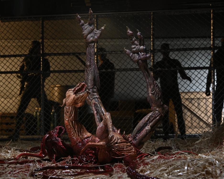 The Thing Ultimate Dog Creature Set Neca