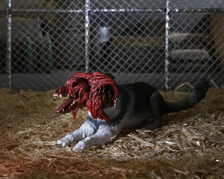 The Thing Ultimate Dog Creature Set Neca