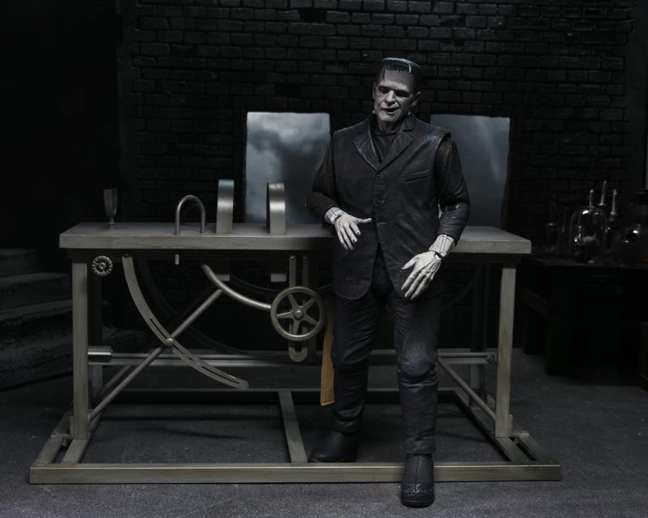 Universal Monsters Ultimate Frankenstein Accessory Pack
