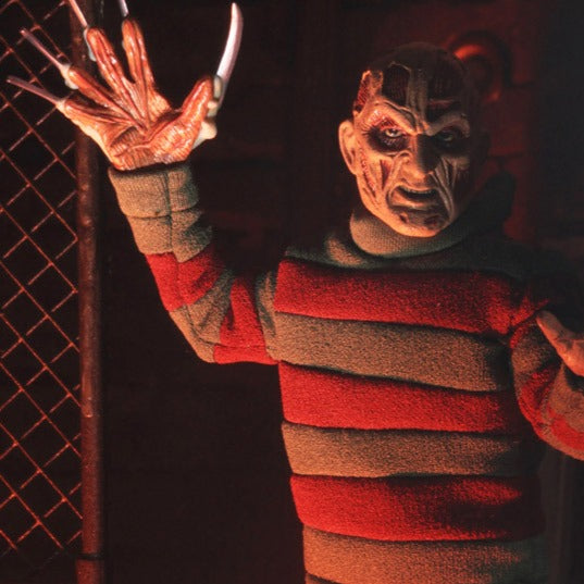 Wes Craven's New Nightmare Clothed Freddy Krueger Figura Neca