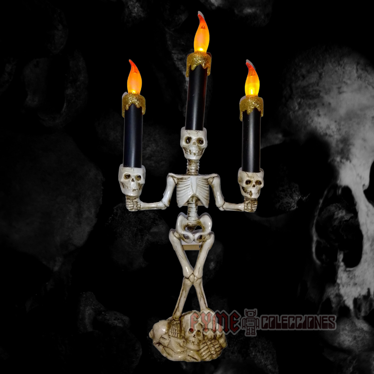Candelabro led de calavera con tres cabezas