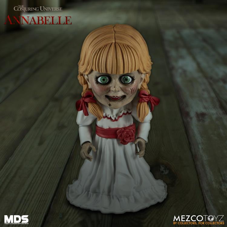 The Conjuring Universe MDS Annabelle Figura Mezco