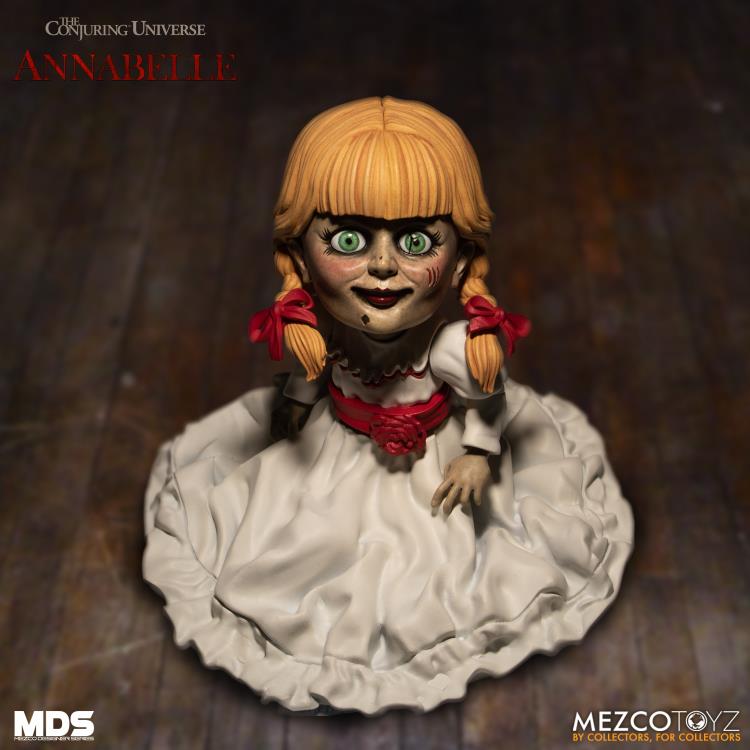 The Conjuring Universe MDS Annabelle Figura Mezco