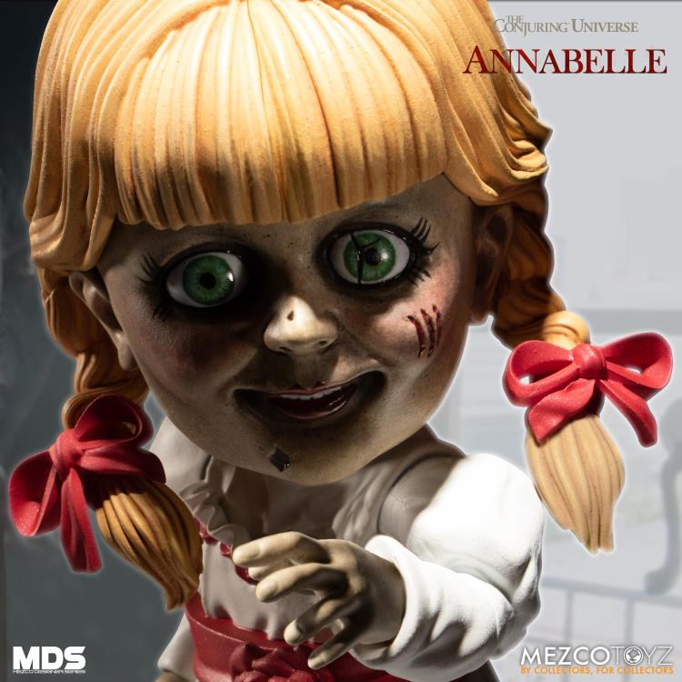 The Conjuring Universe MDS Annabelle Figura Mezco