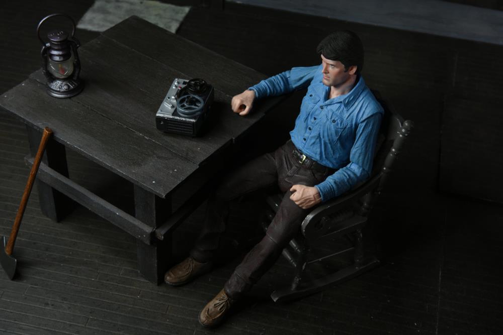 The Evil Dead 40th Anniversary Ultimate Ash Williams Figura Neca