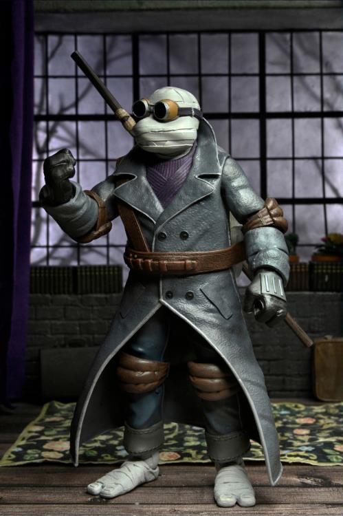 Universal Monsters x Teenage Mutant Ninja Turtles Ultimate Donatello as The Invisible Man