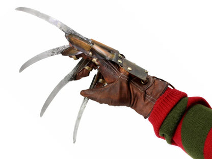A Nightmare on Elm Street 3: Dream Warriors Freddy Krueger Glove Prop Replica