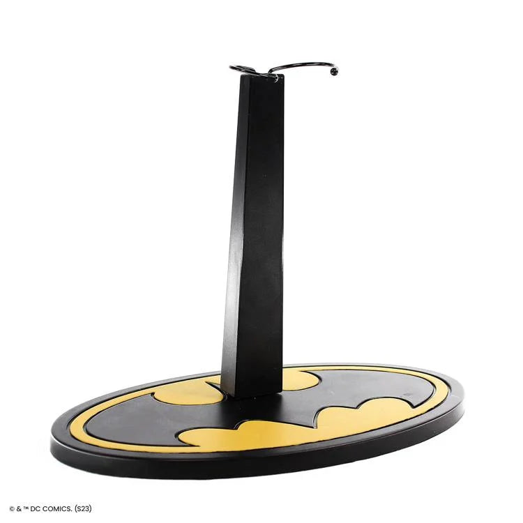 Batman: The Animated Series Man Bat 1/6 Scale Action Figure