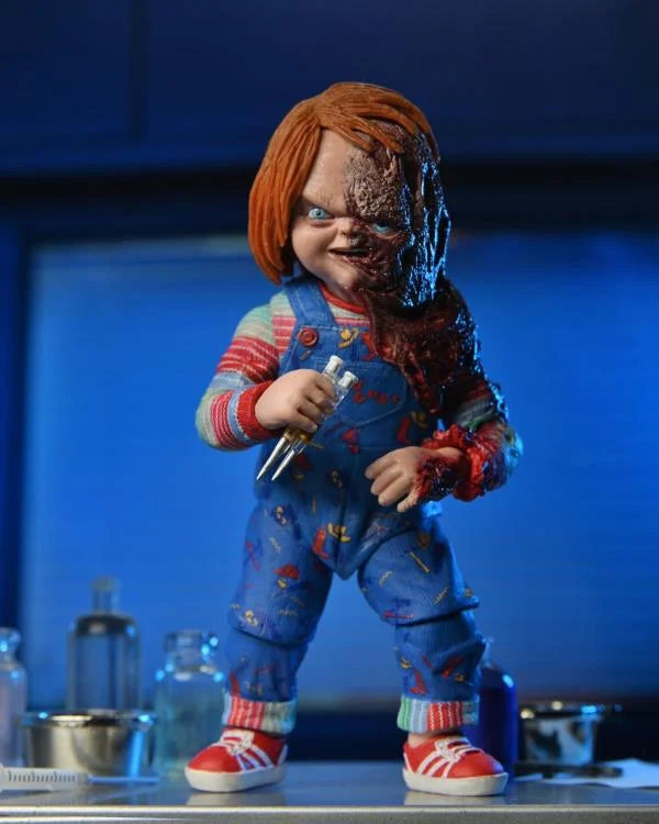 Chucky Ultimate Chucky Figura Acción