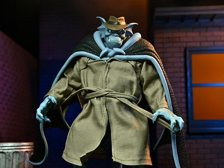 Disney's Gargoyles Ultimate Detective Broadway Silver Falcon (With Closed Wings) Action Figure