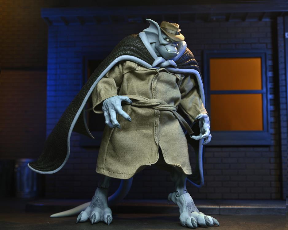 Disney's Gargoyles Ultimate Detective Broadway Silver Falcon (With Closed Wings) Action Figure