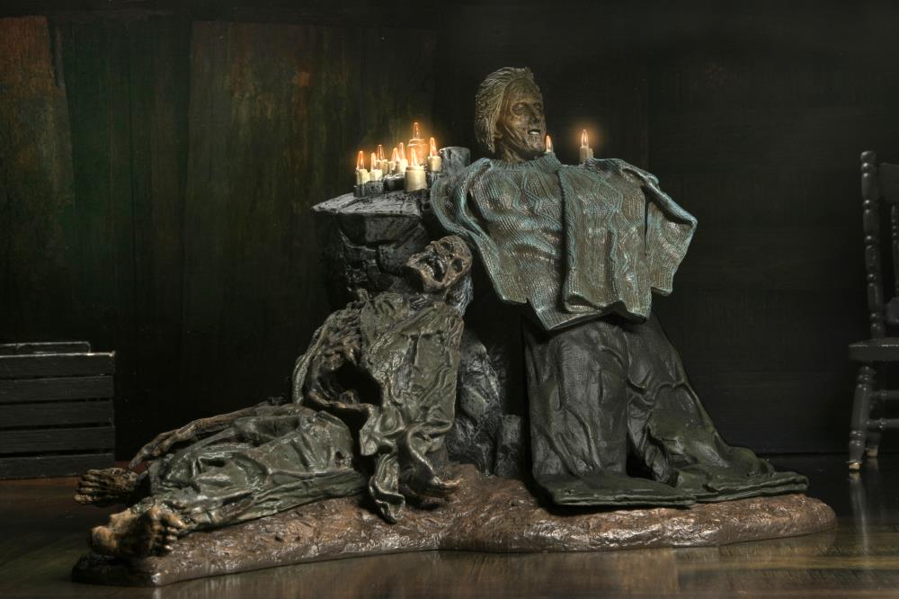 Friday the 13th: The Game Pamela Shrine Diorama