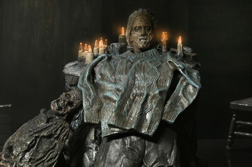 Friday the 13th: The Game Pamela Shrine Diorama