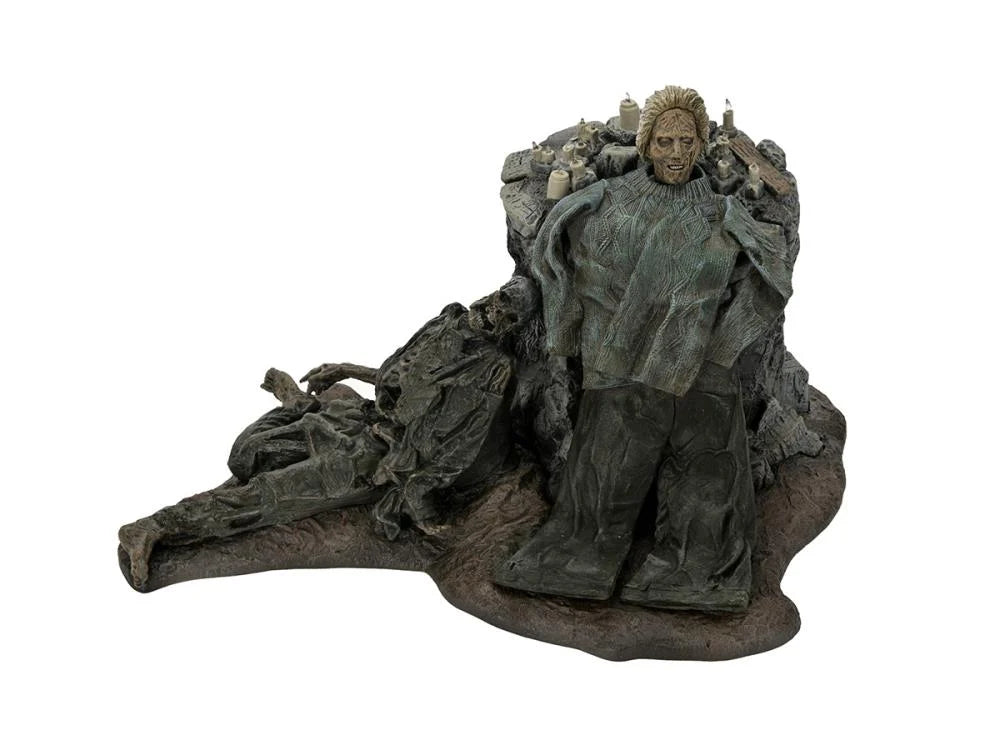 Friday the 13th: The Game Pamela Shrine Diorama