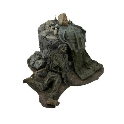 Friday the 13th: The Game Pamela Shrine Diorama