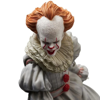 IT (2017) MAFEX No.093 Pennywise Action Figure