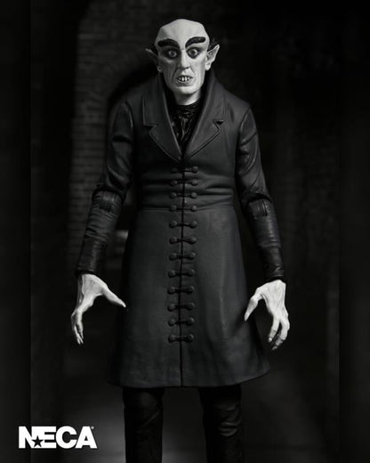 Nosferatu Ultimate Count Orlok (Black & White) Figura de Acción