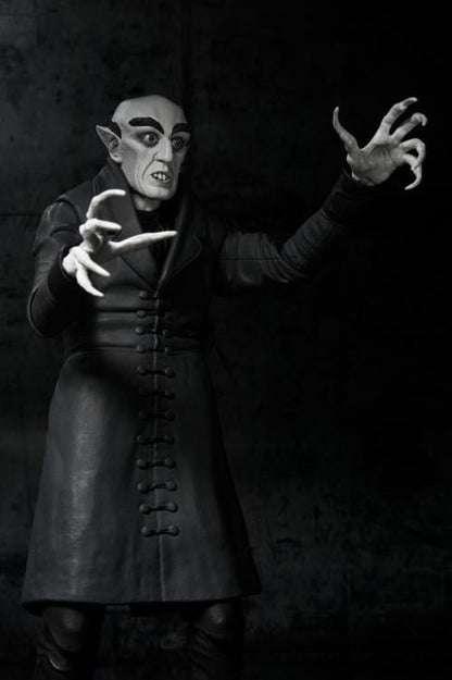 Nosferatu Ultimate Count Orlok (Black & White) Figura de Acción