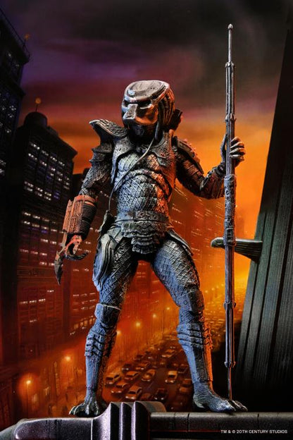 Postura vigilando con lanza en reposo Figura Predator 2 City Hunter NECA Poster Series