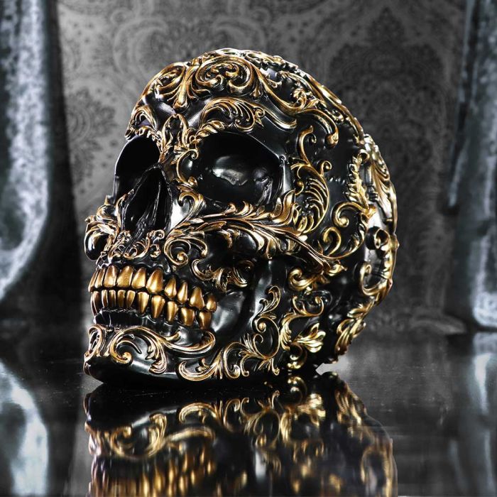 Renaissance Black and Gold Skull 19cm