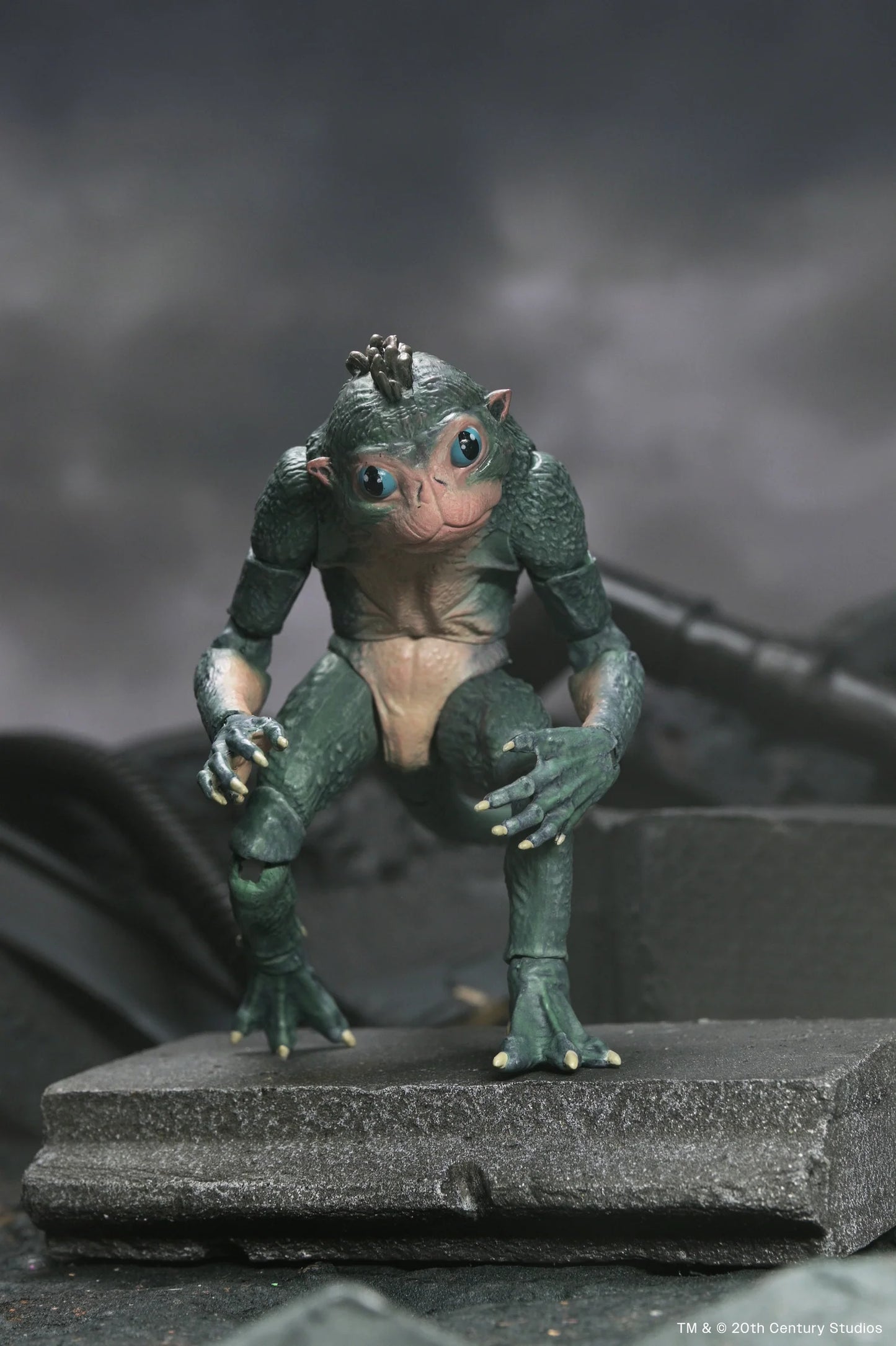Predator: Badlands - Ultimate Thia & Bud 7" Scale Action Figures