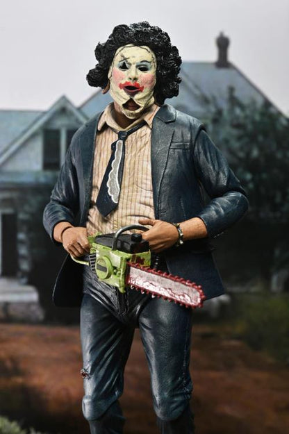 The Texas Chainsaw Massacre Ultimate 50th Anniversary Leatherface (Pretty Woman) Figura de Acción