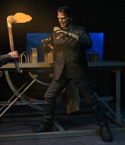 Universal Monsters Ultimate Frankenstein Accessory Pack