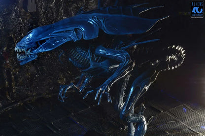Aliens 40th Anniversary Alien Queen Deluxe Action Figure