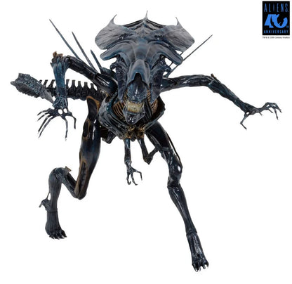 Aliens 40th Anniversary Alien Queen Deluxe Action Figure