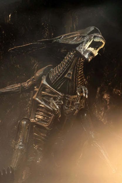 Alien: Resurrection Ultra Deluxe Alien Queen Figure