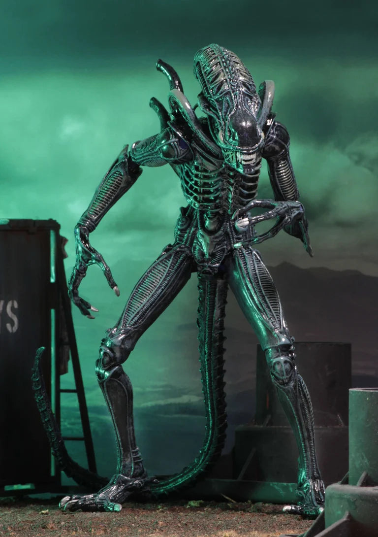 Aliens Ultimate Warrior (Blue) Action Figure