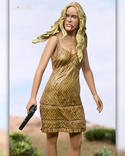 Vista lateral de Figura NECA Baby Firefly The Devil's Rejects
