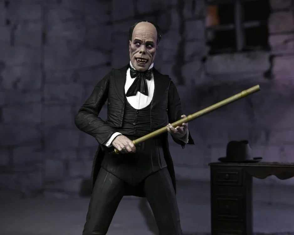 Pose para enfrentar con varilla de Figura NECA Phantom of the Opera