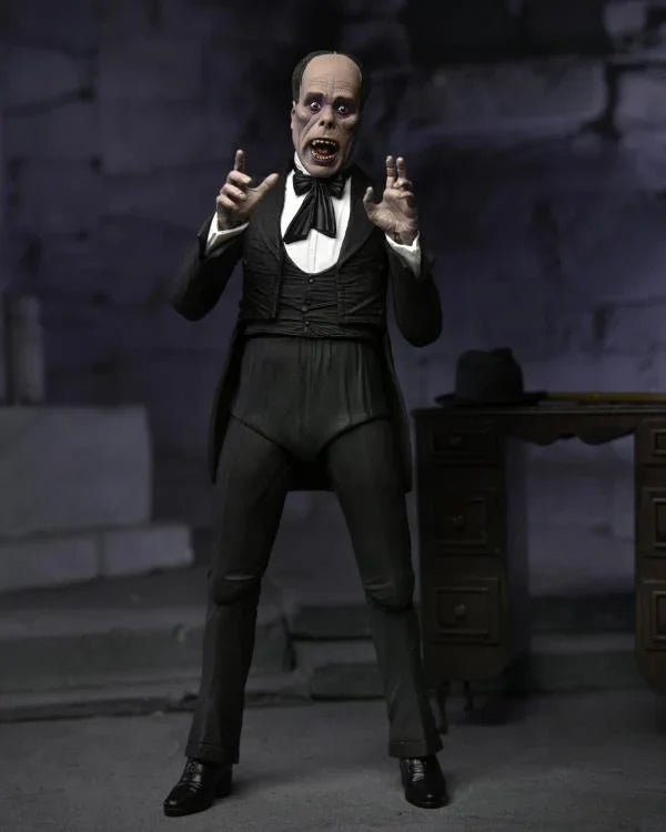 Traje elegante de Figura NECA Phantom of the Opera