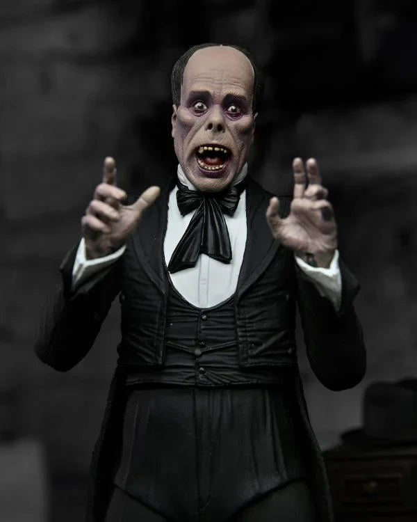 Primer plano de rostro de Figura NECA Phantom of the Opera