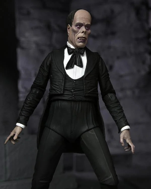 Vista lateral de rostro intercambiable de Figura NECA Phantom of the Opera