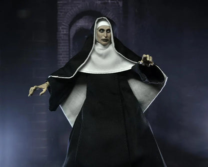 Vista de coleccionable de Figura NECA Ultimate Valak La Monja