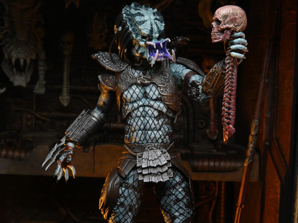 Cráneo con columna vertebral de Figura NECA Ultimate Warrior Predator