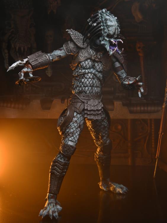 Lateral con cara intercambiable de Figura NECA Ultimate Warrior Predator
