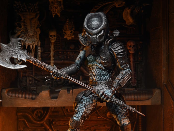 Figura NECA Ultimate Warrior Predator 30 Aniversario Predator 2