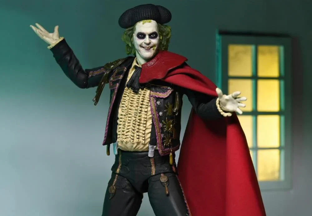 Primer plano de Beetlejuice con la placa facial alternativa de boca abierta y ojos desorbitados.