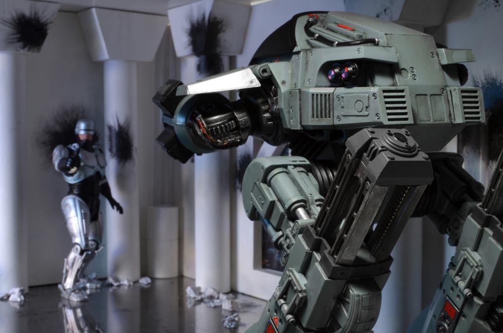 Robocop ED-209 con Sonido Figura Neca