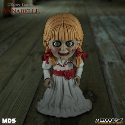 The Conjuring Universe MDS Annabelle Figura Mezco