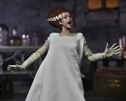 Universal Monsters Ultimate Bride of Frankenstein (Color) Action Figura