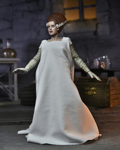 Universal Monsters Ultimate Bride of Frankenstein (Color) Action Figura
