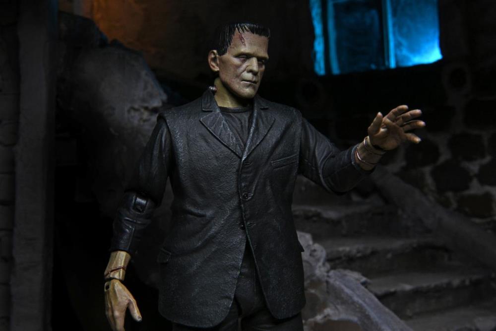 Universal Monsters Ultimate Frankenstein's Monster (Color) Neca