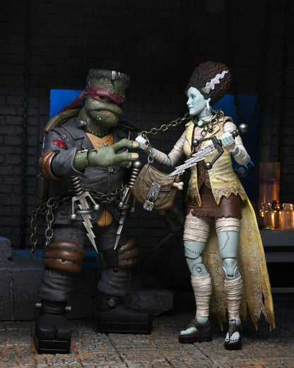 Universal Monsters x TMNT Ultimate April O'Neil as The Bride Of Frankenstein Neca